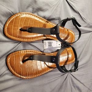 Strappy sandals